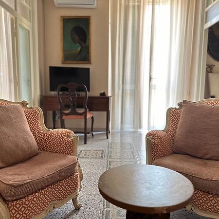 Luxury Suite Vitruvio 55 Formia Buitenkant foto