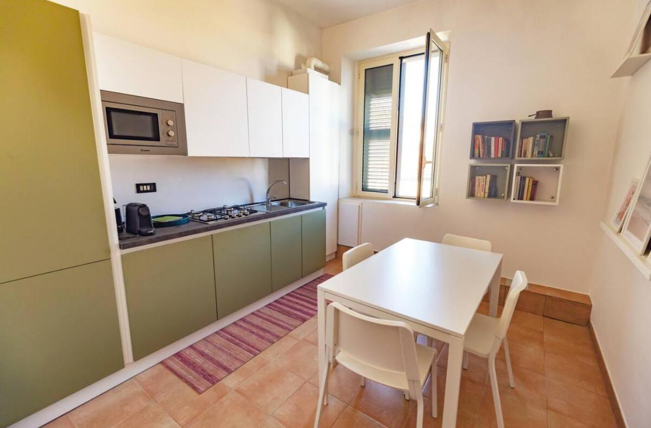 Luxury Suite Vitruvio 55 Formia Buitenkant foto